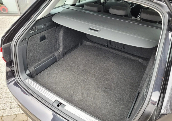 Skoda Superb cena 99900 przebieg: 108611, rok produkcji 2018 z Grodzisk Mazowiecki małe 277